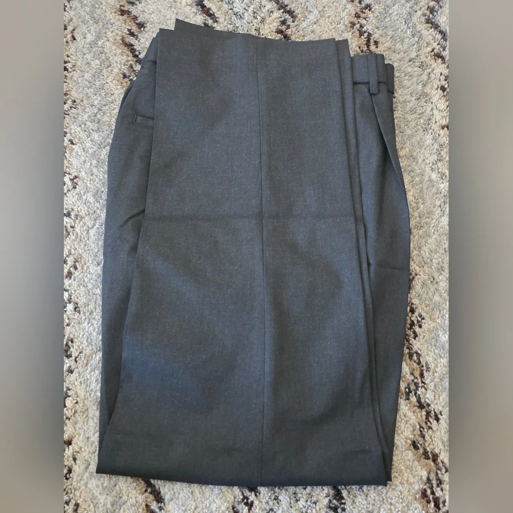 Tommy Hilfiger Mens Dress Pants 33x30 Wrinkle Free Grey Career $95 Relax Fit